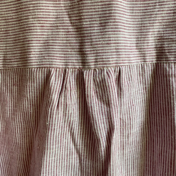 Harve Benard Linen Red & White Striped Tank Top - Picture 9 of 10